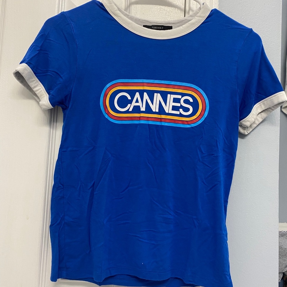 Forever 21 Grpahic Tee Shirt